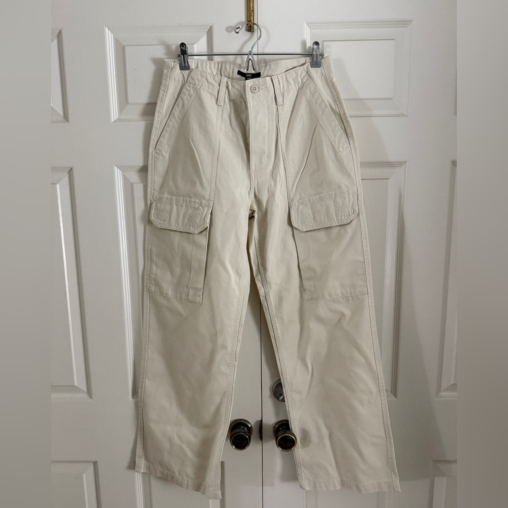 NWOT Vans Cream CarGo Pants
